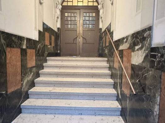 Wohnung zur Miete 2.700 € 8 Zimmer 250 m² 1. Geschoss frei ab 01.06.2026 St Johannis Nürnberg 90419