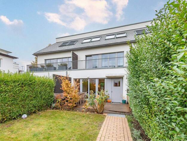 Reihenmittelhaus zum Kauf 1.280.000 € 5 Zimmer 140 m² 144 m² Grundstück Blankenese Hamburg 22587