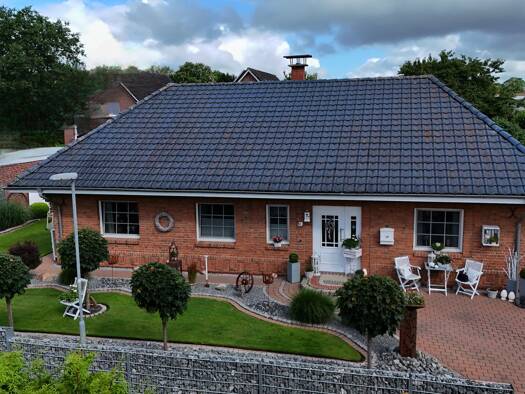 Einfamilienhaus zum Kauf 398.000 € 4 Zimmer 113,2 m² 692 m² Grundstück Hochdonn 25712