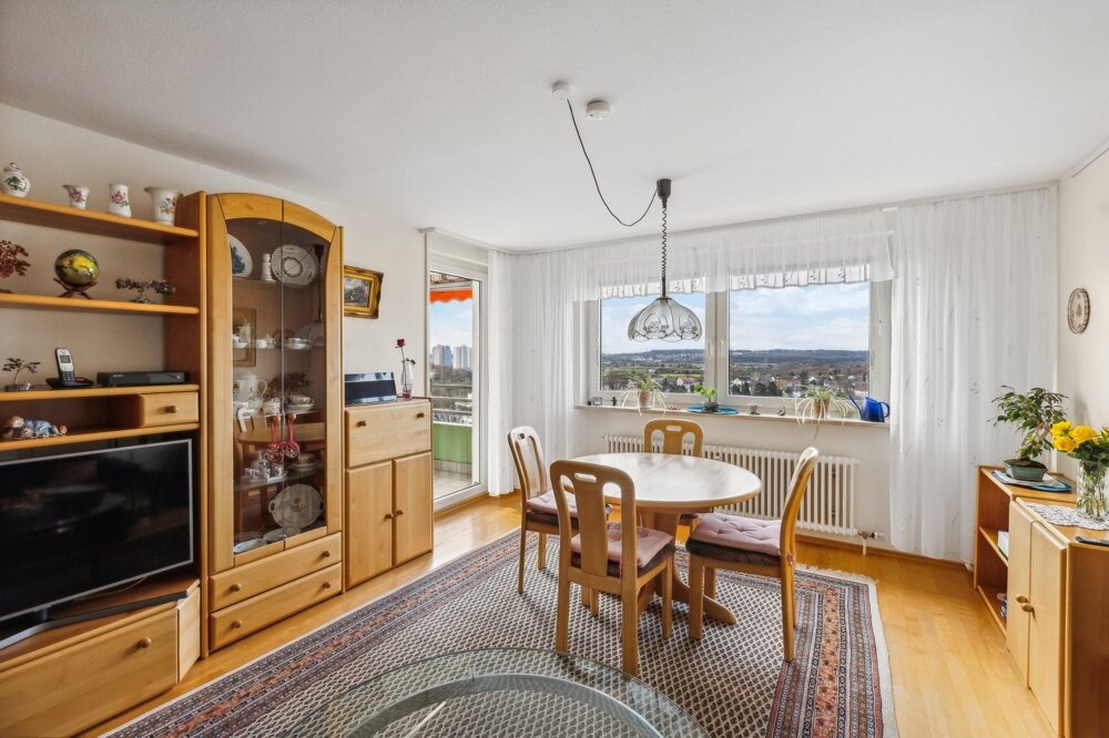 Wohnung zum Kauf 222.000 € 3 Zimmer 76 m²<br/>Wohnfläche 9.<br/>Geschoss Möhringen - Ost Stuttgart / Möhringen 70567