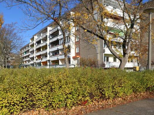 Wohnung zur Miete 330 € 2 Zimmer 56,8 m² 3. Geschoss frei ab 01.12.2026 Lindenstraße (Alten) 149 Alten Dessau-Roßlau 06847