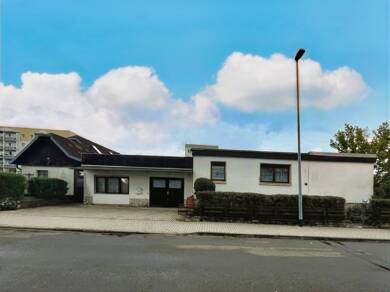 Einfamilienhaus zum Kauf 140.000 € 4 Zimmer 115,1 m² 951 m² Grundstück Sondershausen Sondershausen 99706