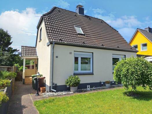 Einfamilienhaus zum Kauf 275.000 € 3 Zimmer 107 m² 755 m² Grundstück Süderbrarup 24392