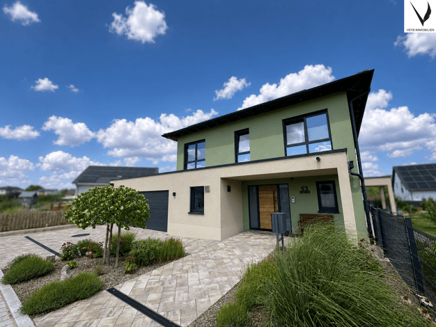 Haus zum Kauf 8 Zimmer 215 m² 758 m² Grundstück frei ab 31.08.2027 Grappertshofen Scheinfeld 91443
