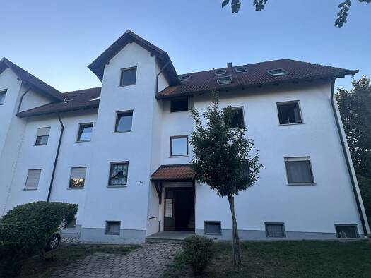 Maisonette zum Kauf provisionsfrei 319.000 € 4 Zimmer 95 m² Geschoss 2/3 frei ab sofort Scheppacher Straße 11 a Fischach Fischach 86850