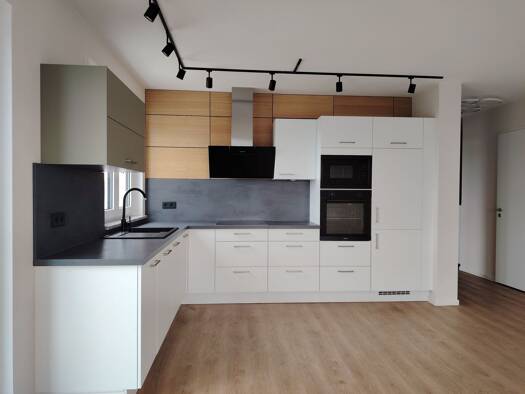 Wohnung zur Miete 1.100 € 2 Zimmer 68 m² Geschoss 4/6 frei ab sofort Weiden Weiden in der Oberpfalz 92637