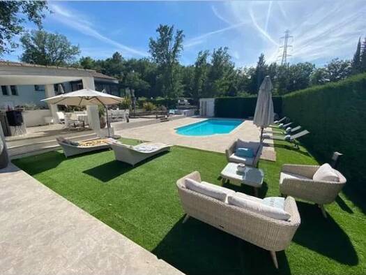 Einfamilienhaus zum Kauf 1.115.000 € 8 Zimmer 240 m² 6.800 m² Grundstück Bagnols-en-Forêt 83600