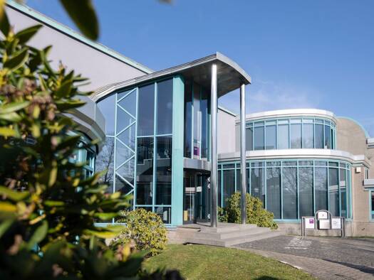 Bürofläche zur Miete provisionsfrei 11,80 € 12 Zimmer 315 m² Bürofläche Zum Blauen See 5 Lehrte 31275