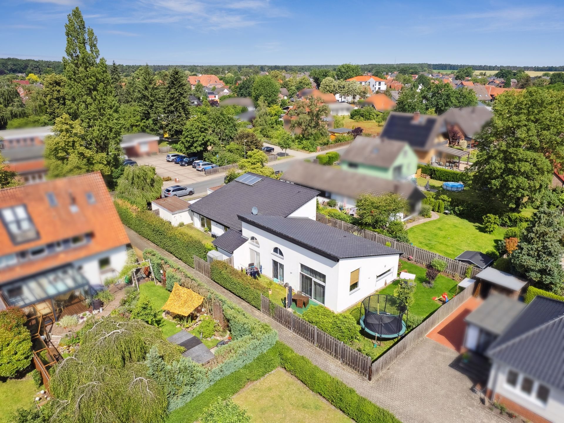 Mehrfamilienhaus zum Kauf 800.000 € 6 Zimmer 230 m²<br/>Wohnfläche 852 m²<br/>Grundstück Wettmar Burgwedel (Wettmar) 30938