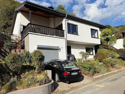 Einfamilienhaus zum Kauf 279.000 € 4 Zimmer 150 m² 571 m² Grundstück frei ab sofort Leubsdorf Leubsdorf 53547