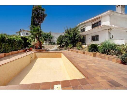 Chalet zum Kauf 950.000 € 7 Zimmer 888 m² 1.473 m² Grundstück Málaga 29190