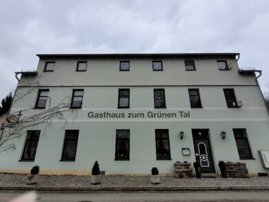 Mehrfamilienhaus zum Kauf 229.000 € 10 Zimmer 262 m² 516 m² Grundstück Pöhl 08543