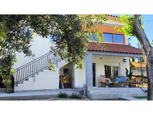 Villa zum Kauf 298.000 € 3 Zimmer 187 m² 892 m² Grundstück Colmenar de Oreja 28380