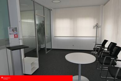 Büro-/Praxisfläche zum Kauf provisionsfrei 295.000 € 5,5 Zimmer Dürbheim 78589