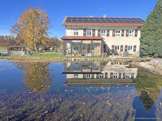 Bauernhaus zum Kauf 749.000 € 5 Zimmer 160 m² 2.950 m² Grundstück Tacherting 83342