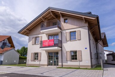 Wohnung zum Kauf 632.000 € 4 Zimmer 105,2 m² EG Stützing Saaldorf-Surheim 83416