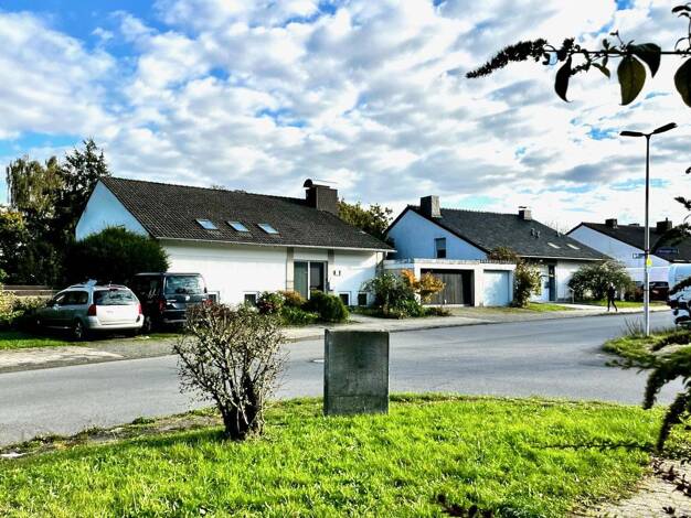 Einfamilienhaus zum Kauf provisionsfrei 740.000 € 10 Zimmer 243 m² 773 m² Grundstück Am Neuenhof 7 Aachen 52074