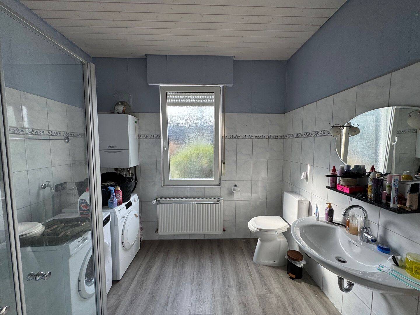 Immobilie in Wermelskirchen - Mehrfamilienhaus + Bungalow auf großem Grundstück - Bild 3