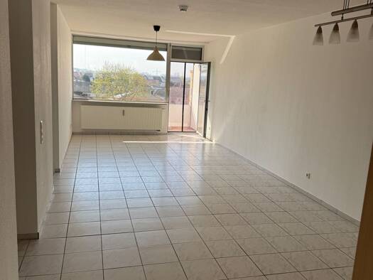 Wohnung zur Miete 620 € 2 Zimmer 62 m² Geschoss 3/3 frei ab sofort Schlesierstraße 13 Mutterstadt 67112