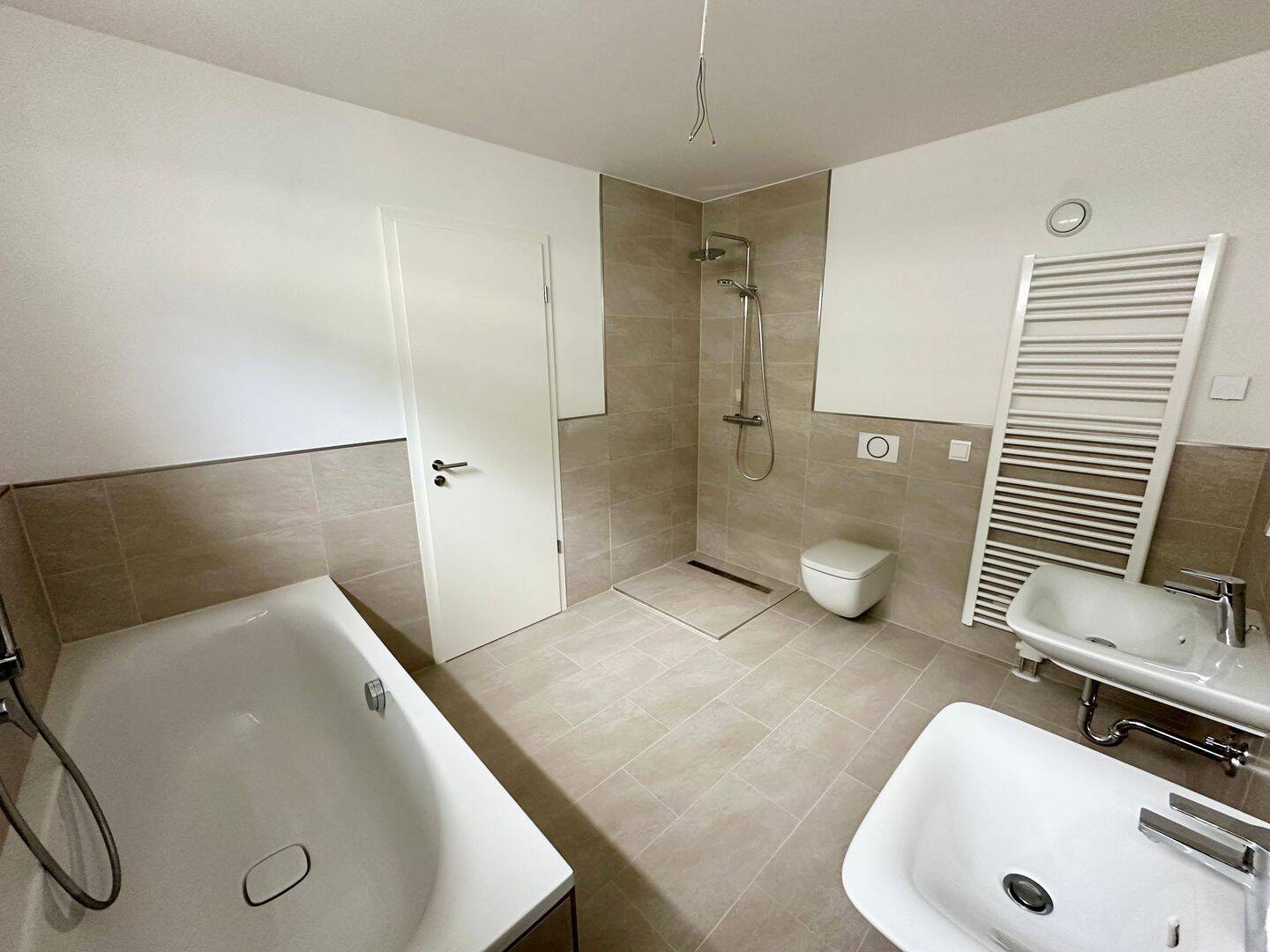 Property thumbnail 16