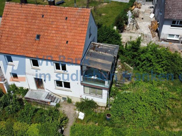 Einfamilienhaus zum Kauf 225.000 € 8 Zimmer 210 m² 647 m² Grundstück frei ab sofort Schopfloch Schopfloch 91626