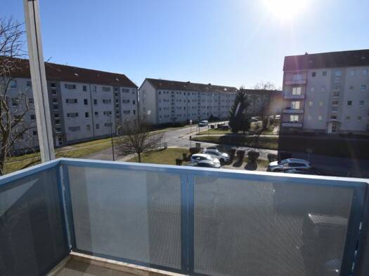 Wohnung zur Miete 345 € 3 Zimmer 59,2 m² 2. Geschoss Schwalbenweg 9 Pausitzer Delle Riesa 01589