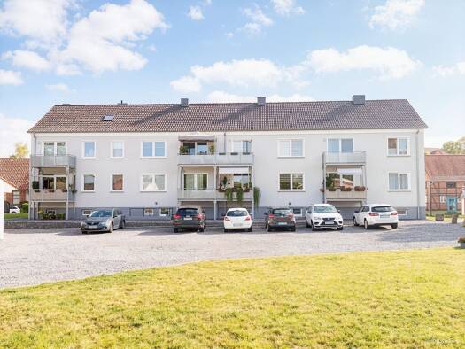 Mehrfamilienhaus zum Kauf als Kapitalanlage geeignet 1.825.000 € 59 Zimmer 1.040 m² 3.826 m² Grundstück Walbeck Oebisfelde-Weferlingen 39356