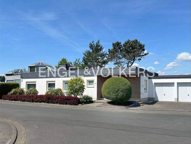 Haus zum Kauf 625.000 € 6 Zimmer 167 m² 734 m² Grundstück Limburg 65549