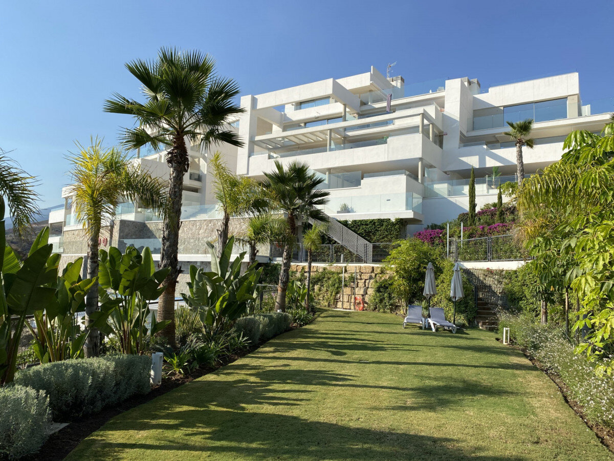 Terrassenwohnung zum Kauf 1.370.000 € 4 Zimmer 179 m²<br/>Wohnfläche Nueva Andalucia 29660