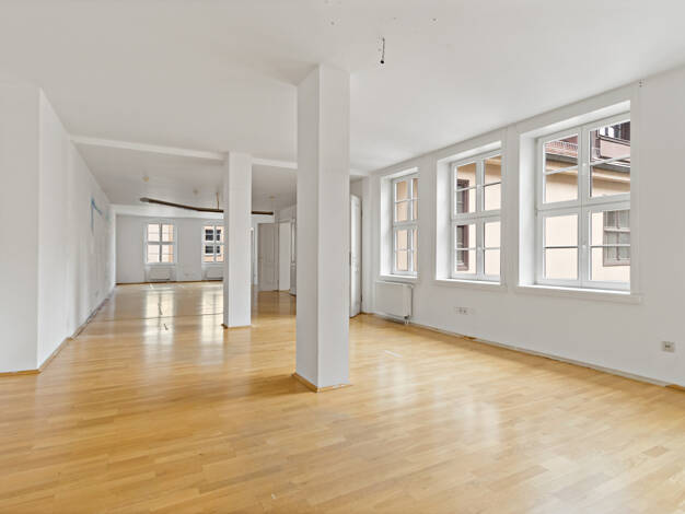 Bürofläche zur Miete 8,50 € 5 Zimmer 176 m² Bürofläche Brüderstraße 14 Altstadt Halle 06108
