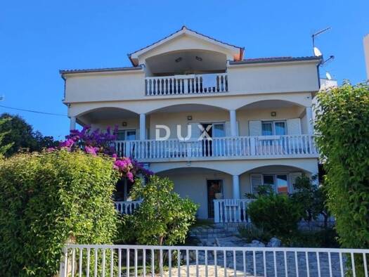 Haus zum Kauf 1.050.000 € 12 Zimmer 415 m² Petrčane