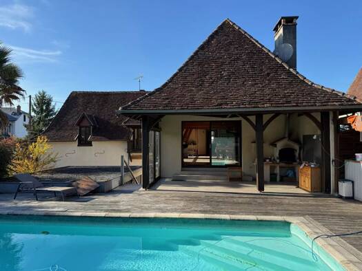 Haus zum Kauf 367.500 € 175 m² 1.630 m² Grundstück Salies-de-Béarn 64270