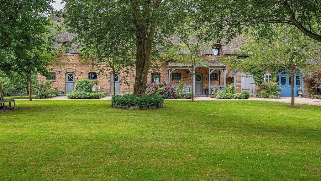 Bauernhaus zum Kauf 3.650.000 € 17 Zimmer 375 m² 73.337 m² Grundstück Schierensee 24241