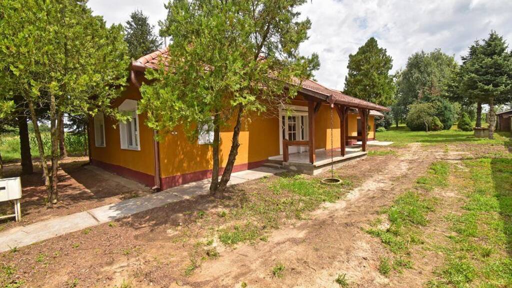 Bungalow zum Kauf 132.000 € 3 Zimmer 110 m² 4.659 m² Grundstück Kadarkút 7530