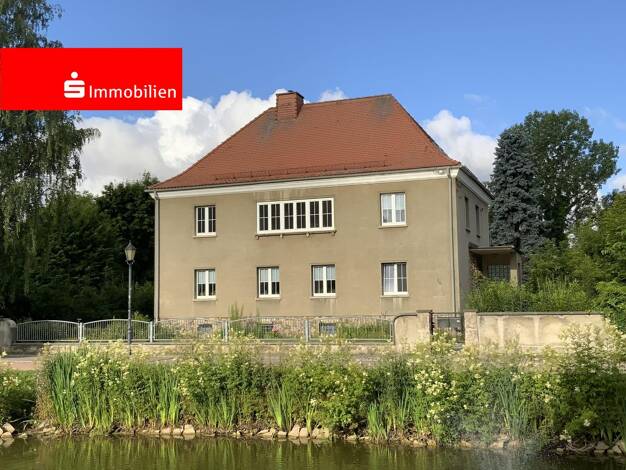 Mehrfamilienhaus zum Kauf 250.000 € 9 Zimmer 200 m² 1.899 m² Grundstück Neustadt 07806