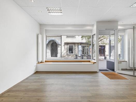Ladenfläche zur Miete - Erstbezug 15,37 € 1,5 Zimmer 59,3 m² Verkaufsfläche Neunkirchner Straße Wiener Neustadt 2700