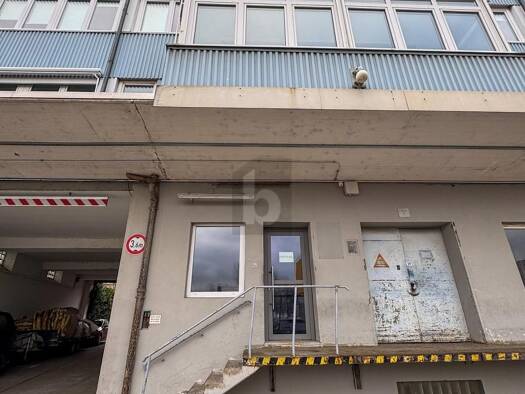 Bürofläche zur Miete 1.326 € 4 Zimmer Untertürkheim Stuttgart Obertürkheim 70329