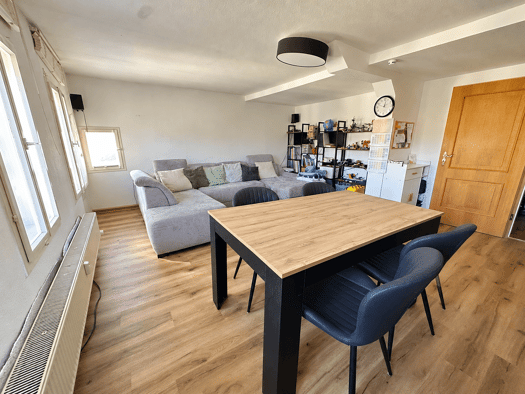 Wohnung zur Miete 750 € 3,5 Zimmer 90 m² 4. Geschoss frei ab 01.12.2026 Coburg Coburg 96450