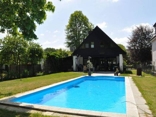 Einfamilienhaus zum Kauf 769.000 € 4 Zimmer 153 m² 880 m² Grundstück Niendorf Hamburg-Niendorf 22453