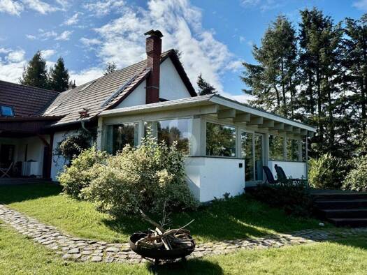 Einfamilienhaus zum Kauf 499.000 € 9 Zimmer 381 m² 4.532 m² Grundstück Rusch Raduhn 19374