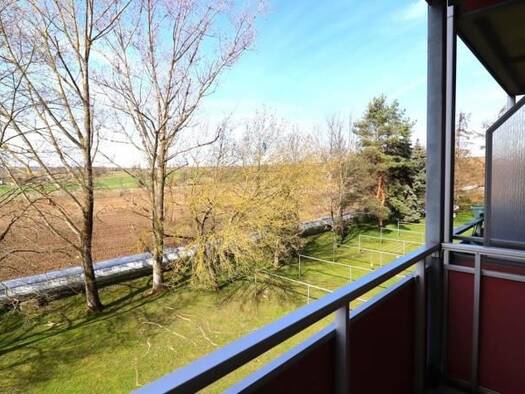 Wohnung zur Miete 365 € 3 Zimmer 58 m² 2. Geschoss frei ab sofort Steinwiese 38 Altendorf Chemnitz 09116