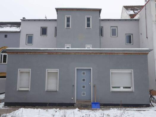 Wohnung zur Miete 680 € 4 Zimmer 130 m² 2 Geschosse frei ab sofort Zahna Zahna-Elster 06895