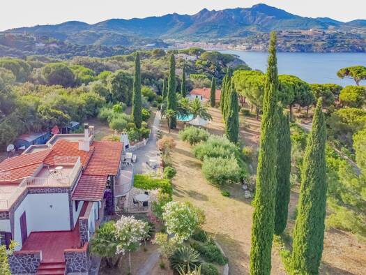 Villa zum Kauf 1.100.000 € 8 Zimmer 185 m² 6.420 m² Grundstück Meerblick Capoliveri 57031