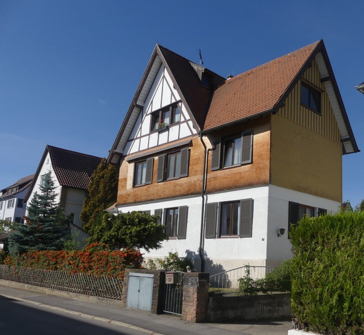 Einfamilienhaus zum Kauf 1.190.000 € 11 Zimmer 209,1 m²<br/>Wohnfläche 438 m²<br/>Grundstück Sillenbuch Stuttgart 70619