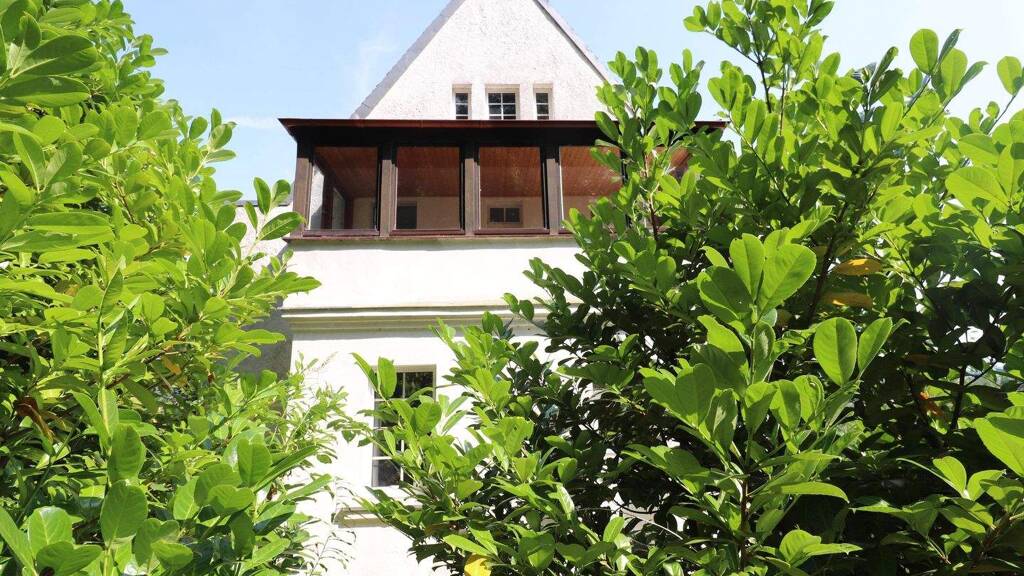 Mehrfamilienhaus zum Kauf 390.000 € 9 Zimmer 294,8 m² 5.325 m² Grundstück frei ab sofort Helmbrechts 95233