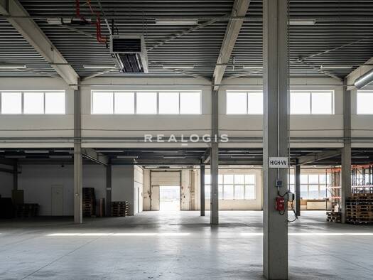 Halle/Industriefläche zur Miete 3.600 m² Lagerfläche Köngen 73257