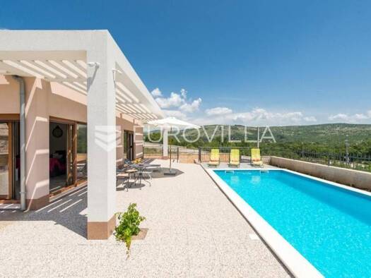 Haus zur Miete 1.800 € 3 Zimmer 180 m² Dugopolje Dugopolje 21204