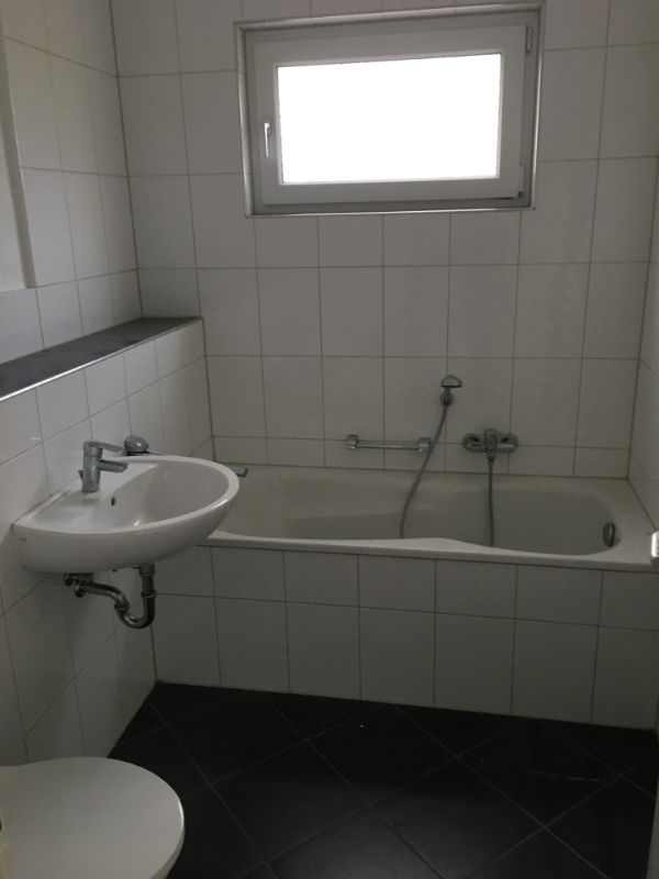 Wohnung zur Miete 797 € 3 Zimmer 75,9 m²<br/>Wohnfläche 3.<br/>Geschoss 16.02.2025<br/>Verfügbarkeit Spieckermannstr. 7 Fulerum Essen 45149