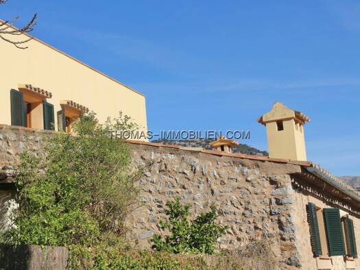 Villa zur Miete 2.300 € 3 Zimmer 114 m² 2.000 m² Grundstück Bunyola 07110