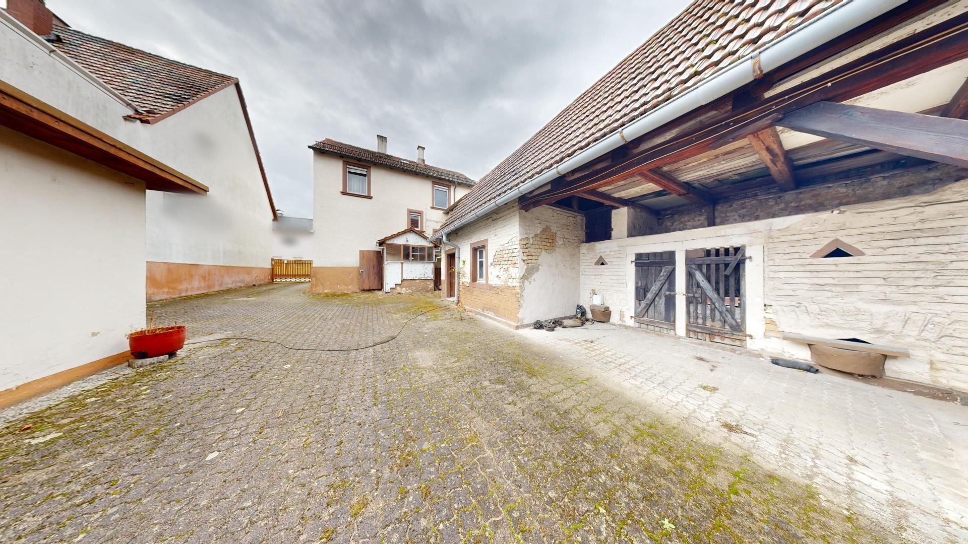 Einfamilienhaus zum Kauf 500.000 € 7 Zimmer 108 m²<br/>Wohnfläche 1.160 m²<br/>Grundstück Wörth Wörth 76744